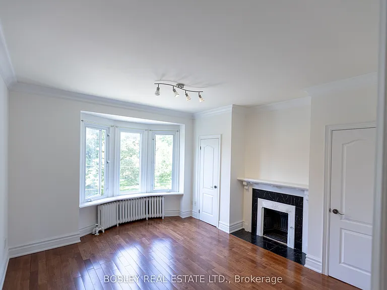 411 Shaw St #2 — Photo 2