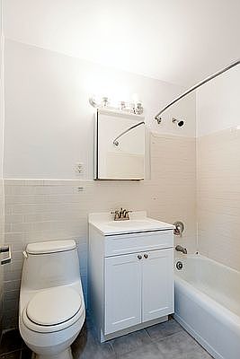 5th image of 784 Columbus Ave APT 15K
