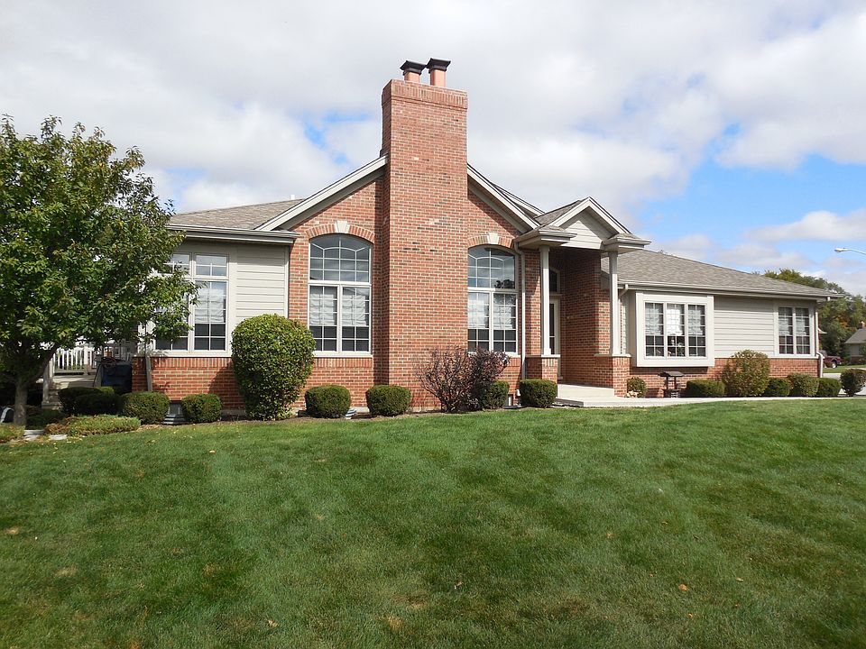 1st image of 726 River Place Dr