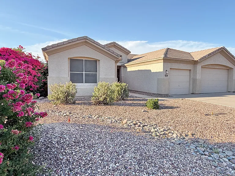 2120 E Flintlock Way — Photo 3