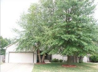 2218 N Basswood Ct, Derby, KS 67037