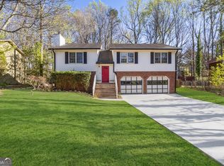 3878 Trenton Dr, Snellville, GA 30039