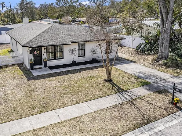 1002 7th St S, Safety Harbor, FL 34695