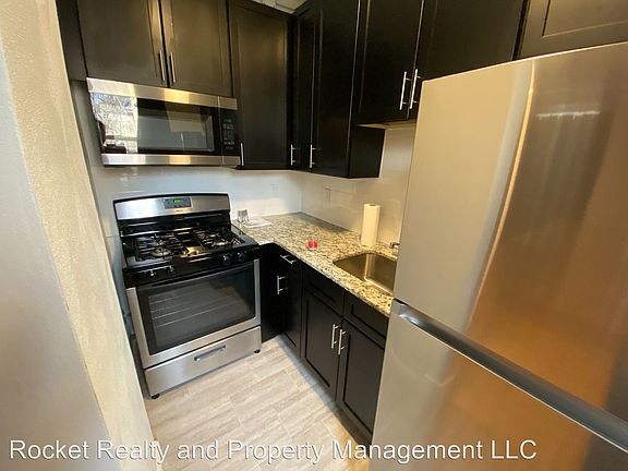4th image of 115 S Main St APT 112