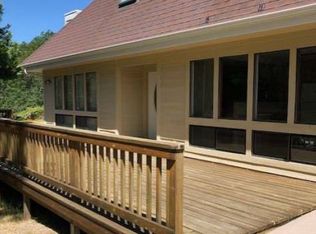 401 Beacon Hill Ln, Weed, CA 96094