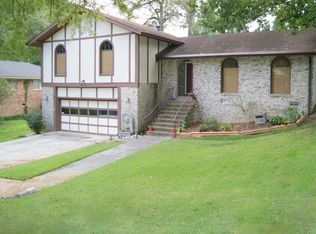 1657 Goldfinch Ln, West Columbia, SC 29169