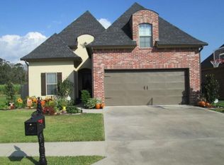 303 Cypress View Dr, Youngsville, LA 70592
