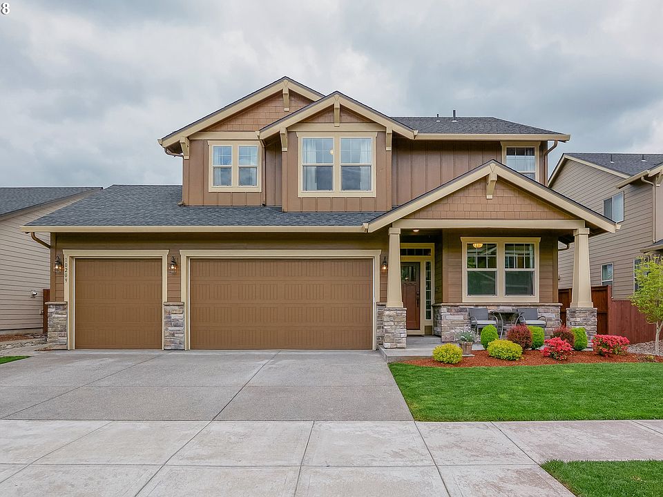 1st image of 10209 NE 128th Ave