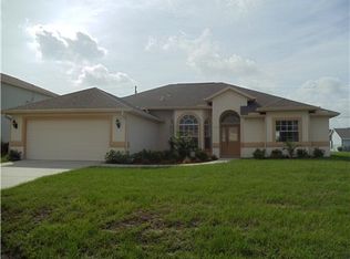 1787 SW Commargo St, Port Saint Lucie, FL 34987