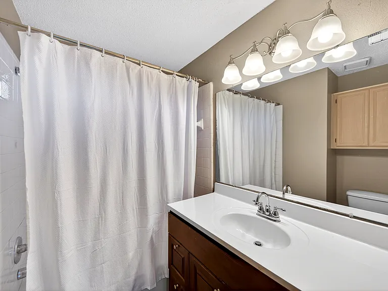 1523A Collin Dr — Photo 16