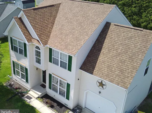 143 N Chimney Top Ln, Felton, DE 19943