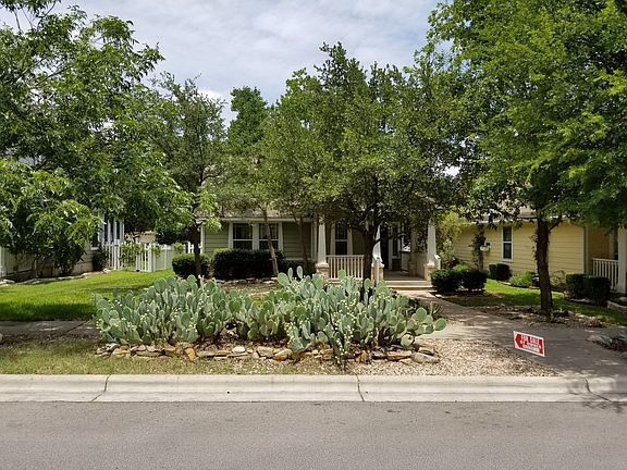 2nd image of 1838 Logan Dr
