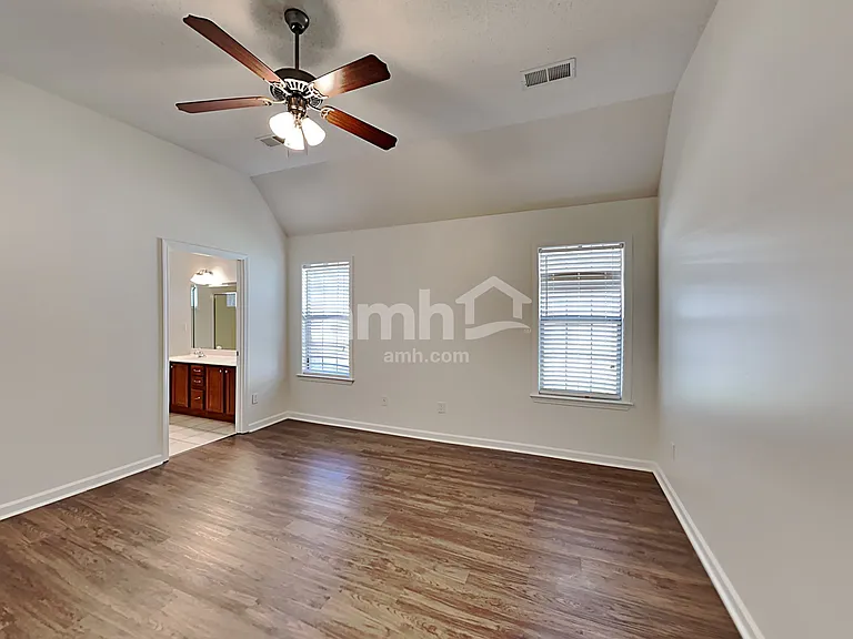 1673 Farkleberry Dr — Photo 10