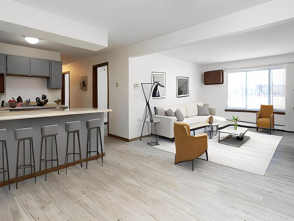1st image of 1011 5th Ave S #301