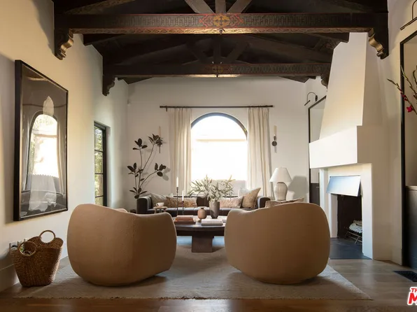 5308 Hillcrest Dr, Los Angeles, CA 90043