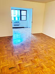 Rented by Addison Property Group