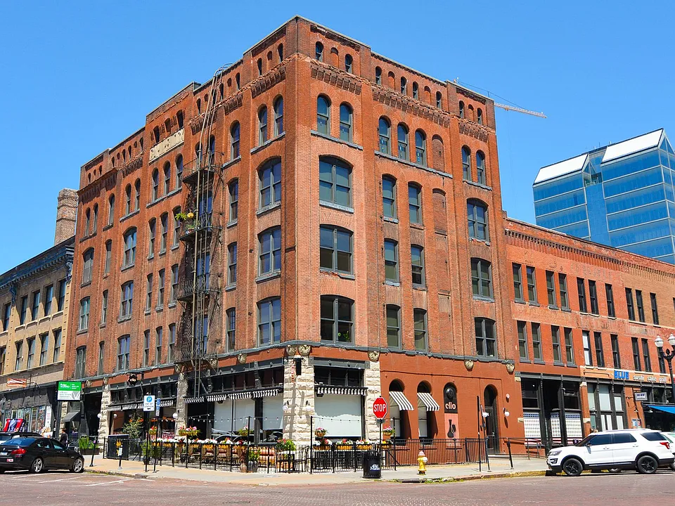Bloc 12 Apartments