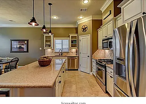 4252 Rocky Rhodes Dr — Photo 8