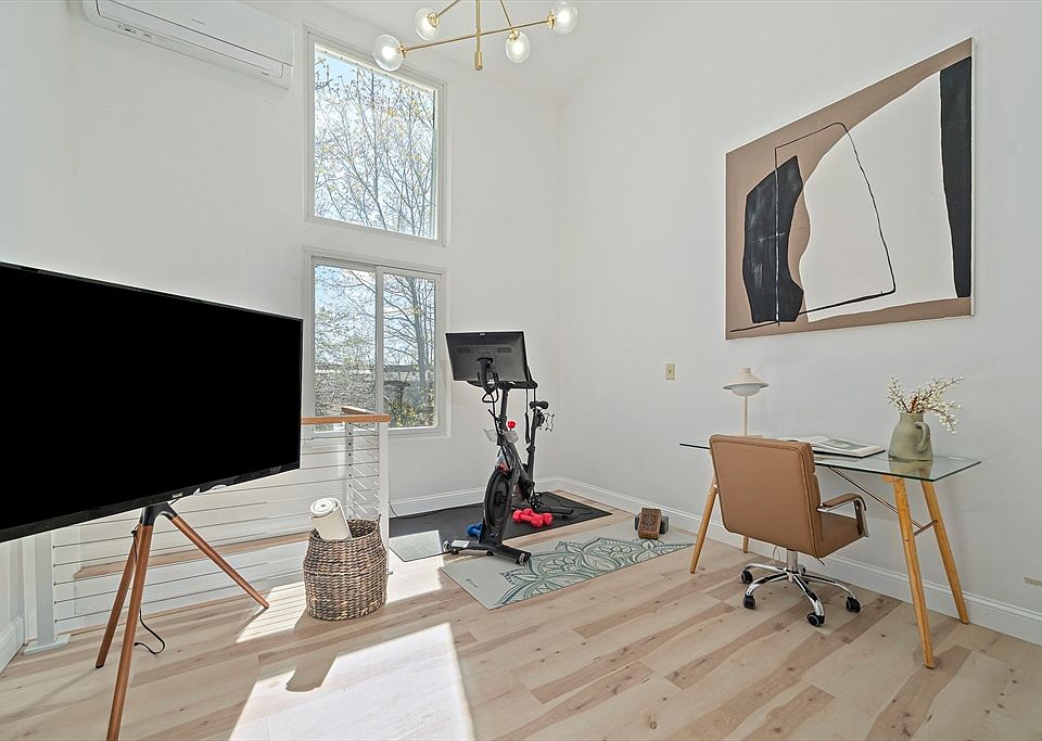 206 Lagrange St Unit 206, Chestnut Hill, MA 02467 | Zillow