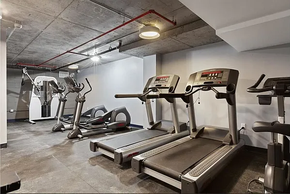 Rented by Owner | media 9