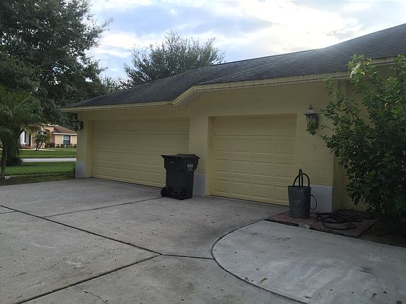 3 car garage