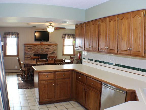 4th image of 130 Riverview Hgts Dr