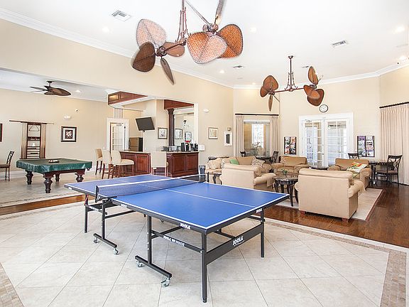 5th image of 8301 Elm Park Dr APT 621