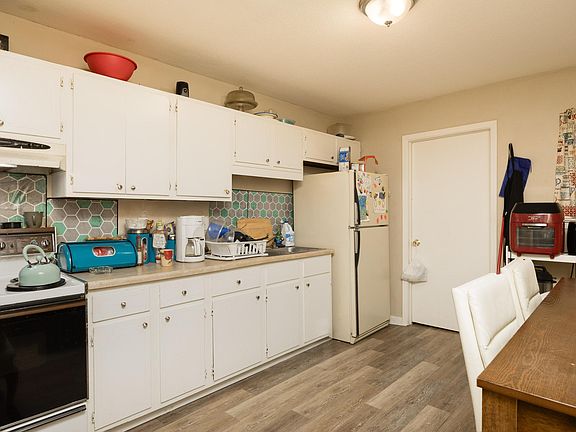 4th image of 4049 Arbor Place Ln