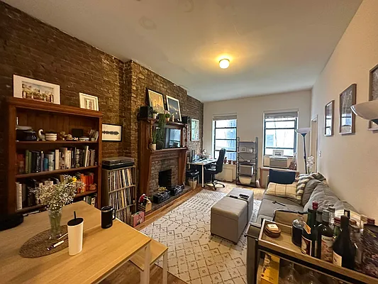 Rented by Guidance Realty Corp. | media 7