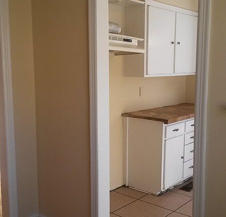 5th image of 784 Wrenwood Ln
