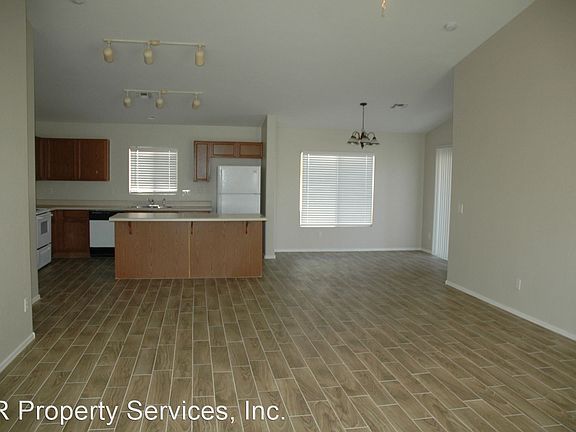 3rd image of 12726 W Myer Ln