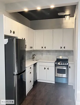 Rented by Native Real Estate LLC | media 20