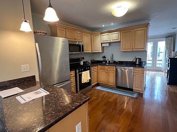 3rd image of 241 Prospect St #3