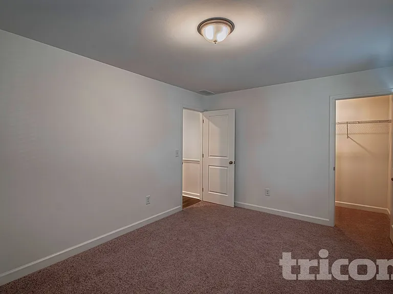 177 E Ridge Way — Photo 18
