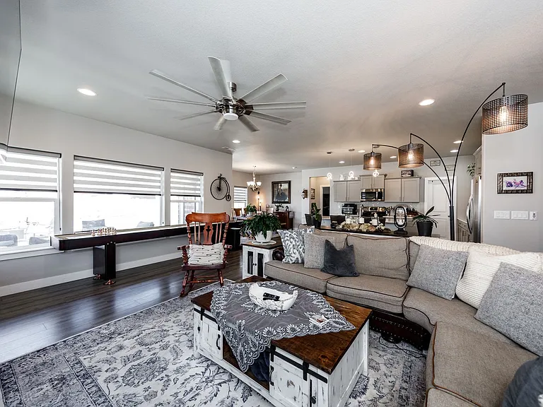 9032 Bugaboo Dr — Photo 42
