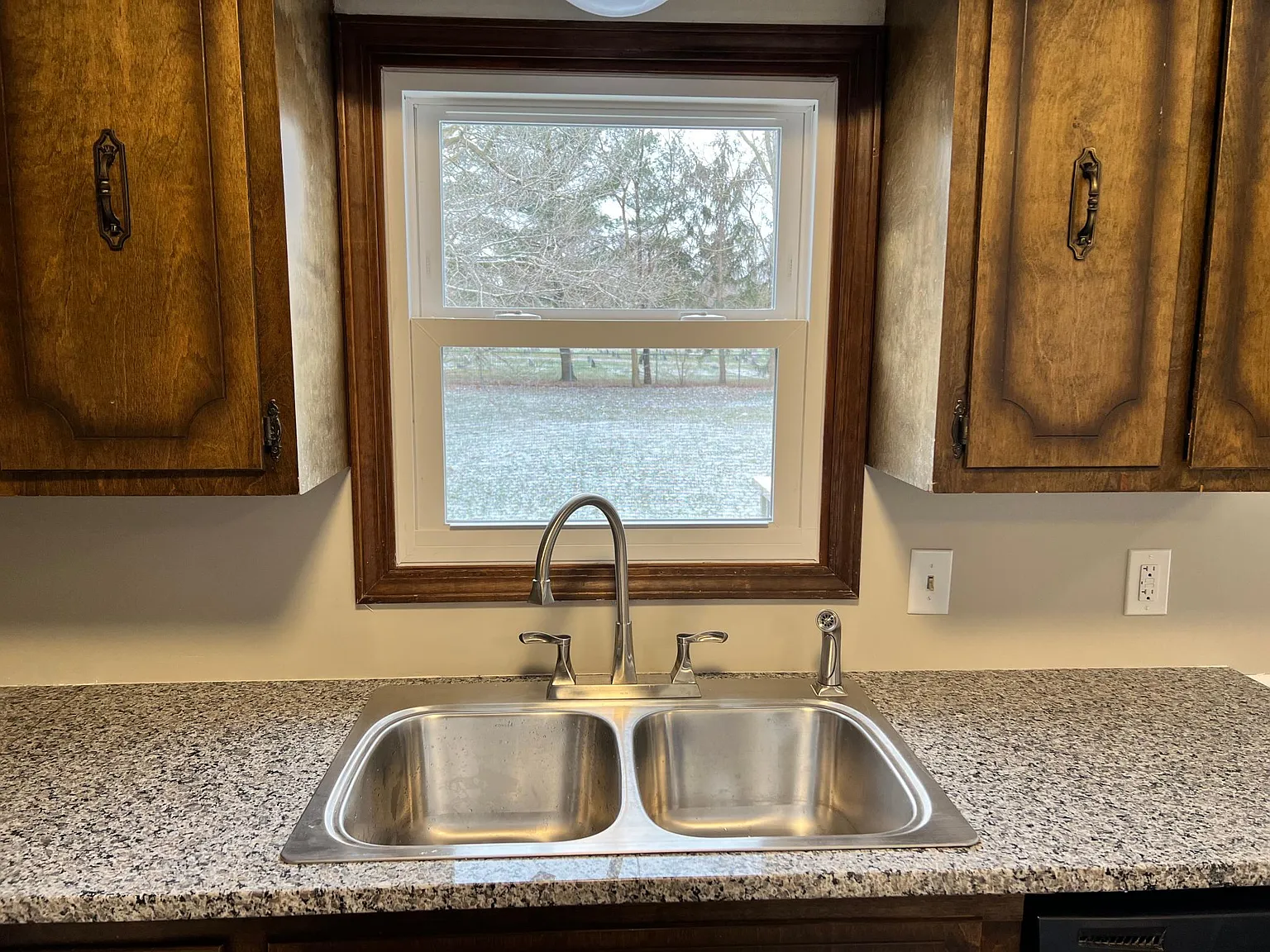 3 bed, 1366 sqft, $1,896 — Photo 4