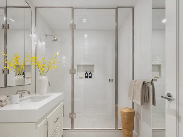 212 West 72nd Street image 11 of 20