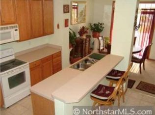 3033 Chamberlin St N UNIT 1, Saint Paul, MN 55109