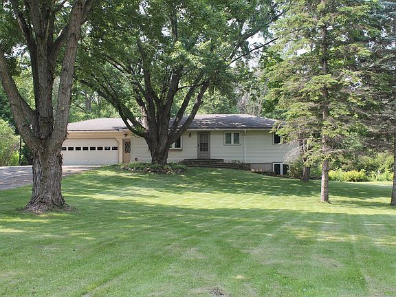 2nd image of 19927 Hillside Dr