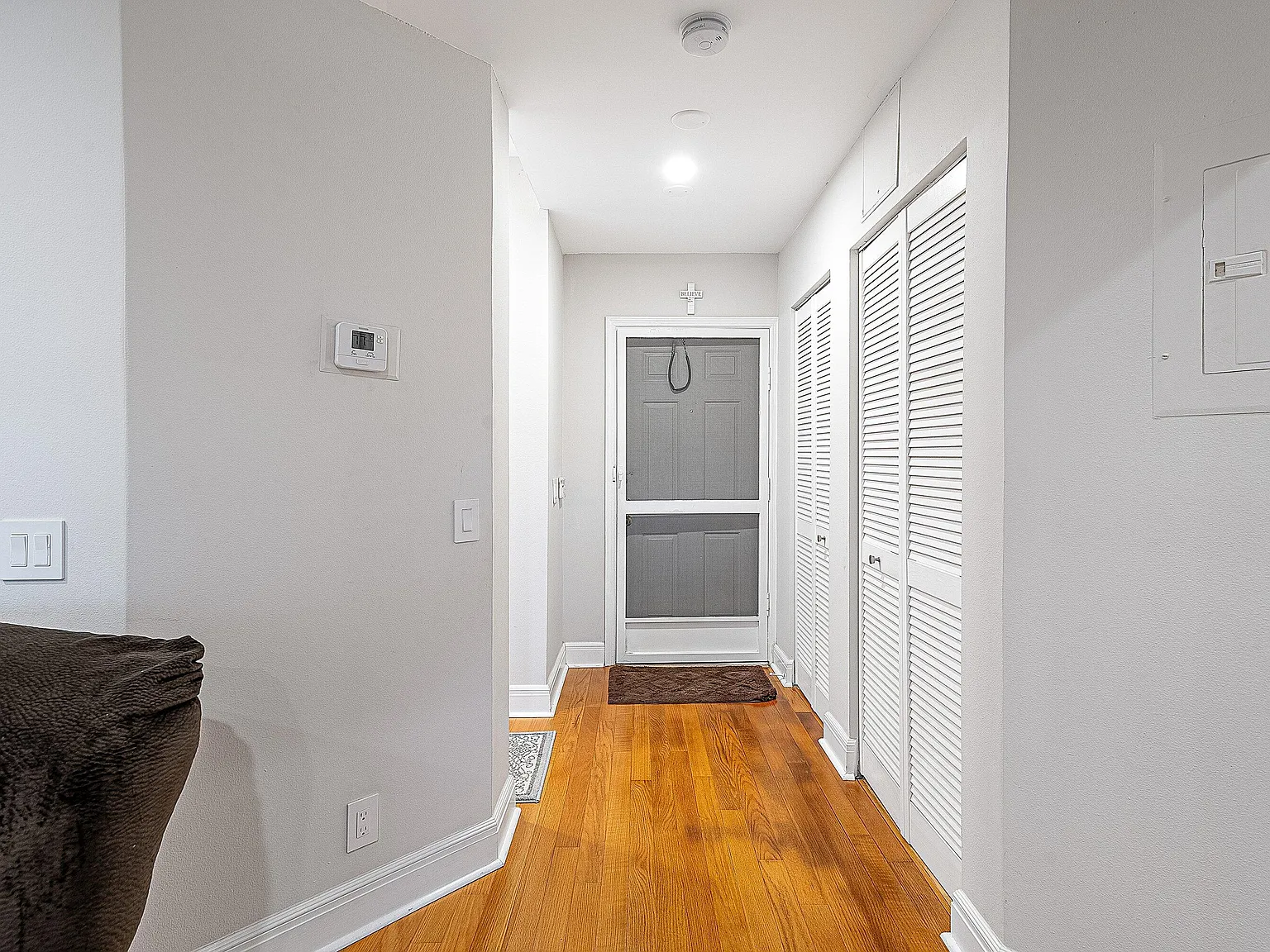 2 bed, 2.0 bath, 1090 sqft, $2,700 — Photo 3