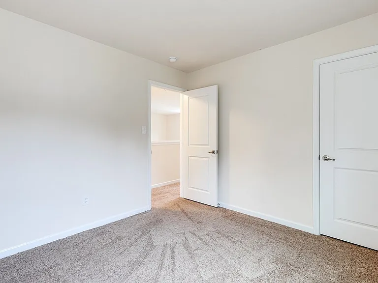 5920 Regal Crest Ter — Photo 28
