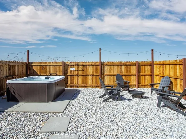 3777 Hilltop Dr, Twentynine Palms, CA 92277