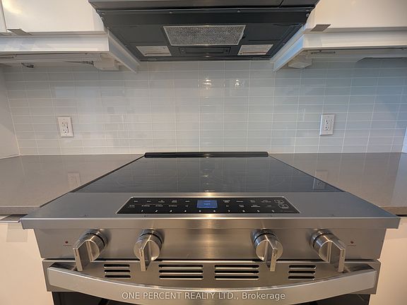 5th image of 3270 Sheppard Ave E #731