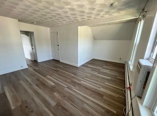 66 Providence St UNIT 2, West Warwick, RI 02893