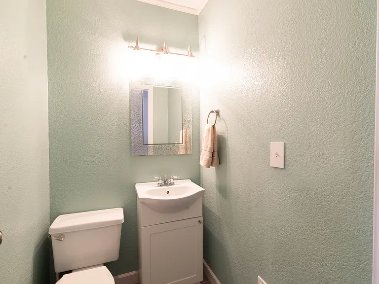 11530 Echo St — Photo 7
