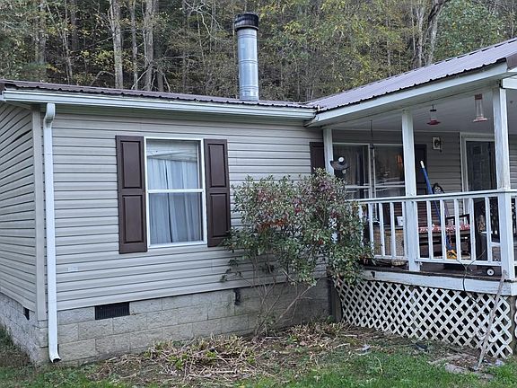 4th image of 611 Stacy Rd