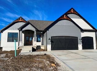 20030 W 226th Ter, Spring Hill, KS 66083
