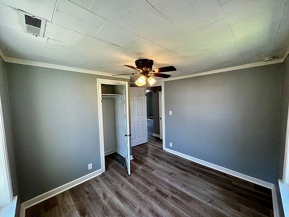 4th image of 2318 45th St