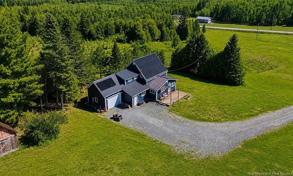 1st image of 549 Wilmot Rd