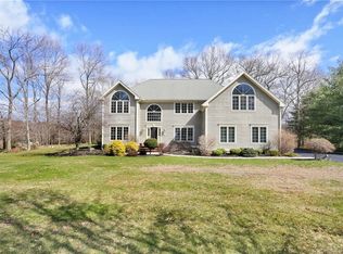 29 Patricia Dr, Shelton, CT 06484